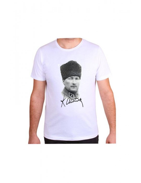 Kalpaklı Atatürk ve İmzası Kalpaklı Atatürk ve İmzası